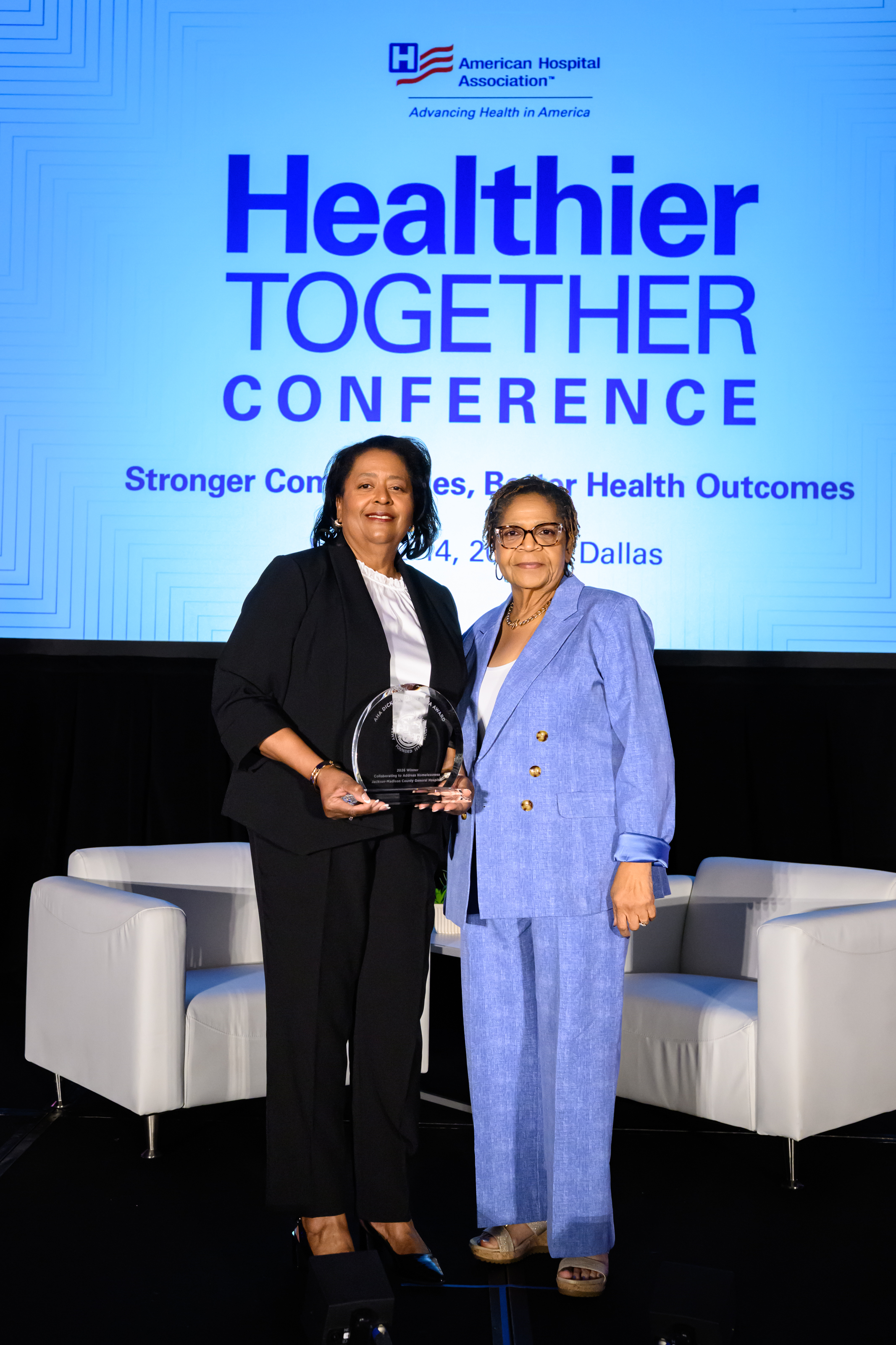 Jackson-Madison County General Hospital accepts the 2026 Dick Davidson NOVA Award at the AHA Healthier Together Conference.
